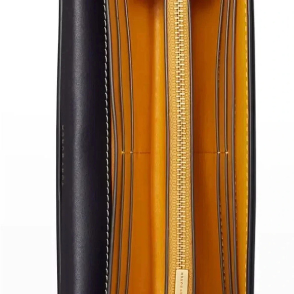 T Monogram Jacquard Chain Wallet - Picture 4 of 4